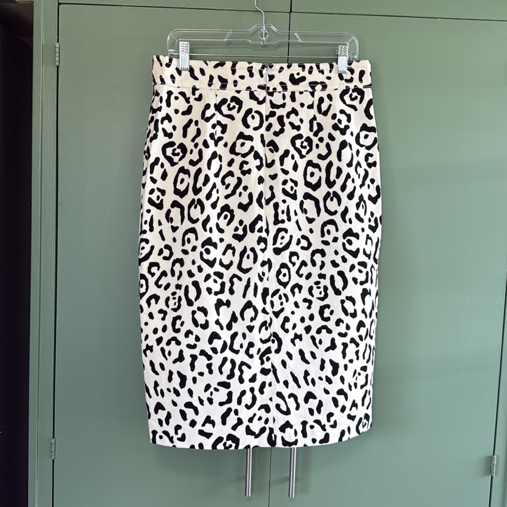 NWT Ann Taylor White Black Animal Print Midi Pencil Skirt Sz 8 - Picture 5 of 8
